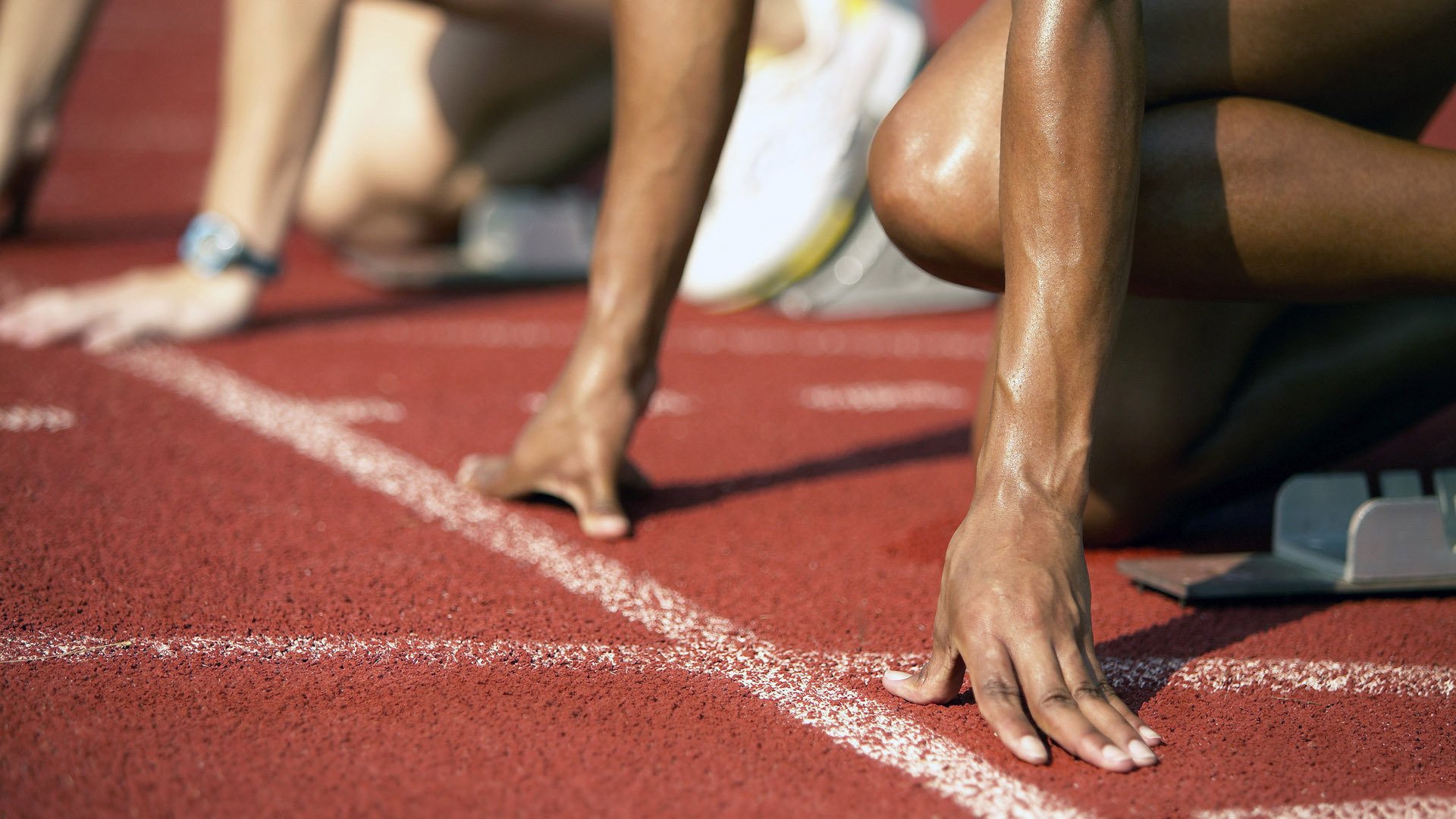 中国篮球是否推动赛事服务水平和观众体验提升，中国篮球政策